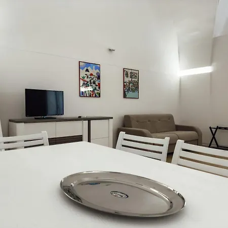 Apartment Artista - Centro-lungomare - By Click Salento