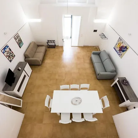 Artista - Centro-lungomare - By Click Salento